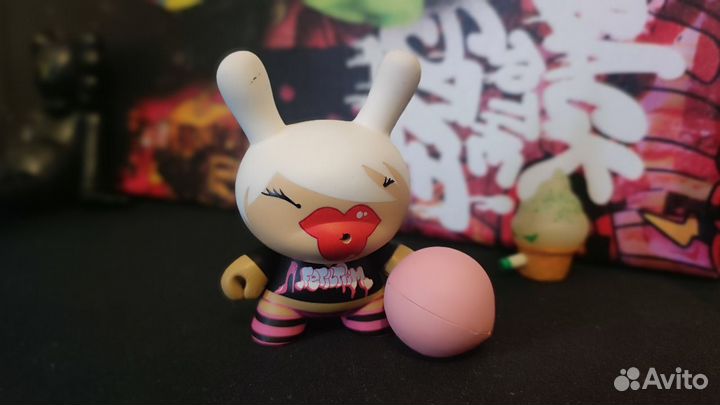 Kidrobot Dunny 2006 Tilt Bubble Love Bubblegum