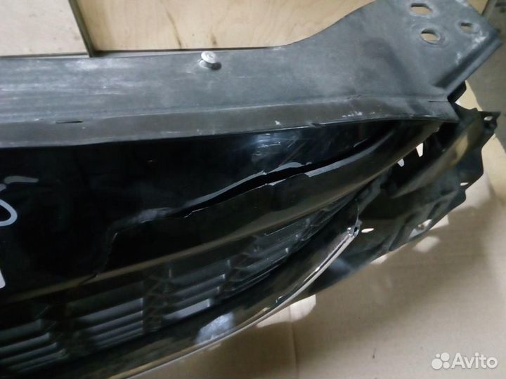 Решетка радиатора Mazda CX-5 (2012-2017)