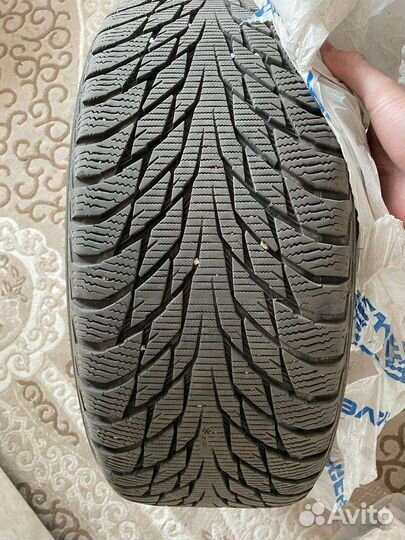 Nokian Tyres Hakkapeliitta R2 225/50 R17 94R