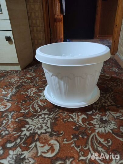 Кашпо 35 литров с поддоном