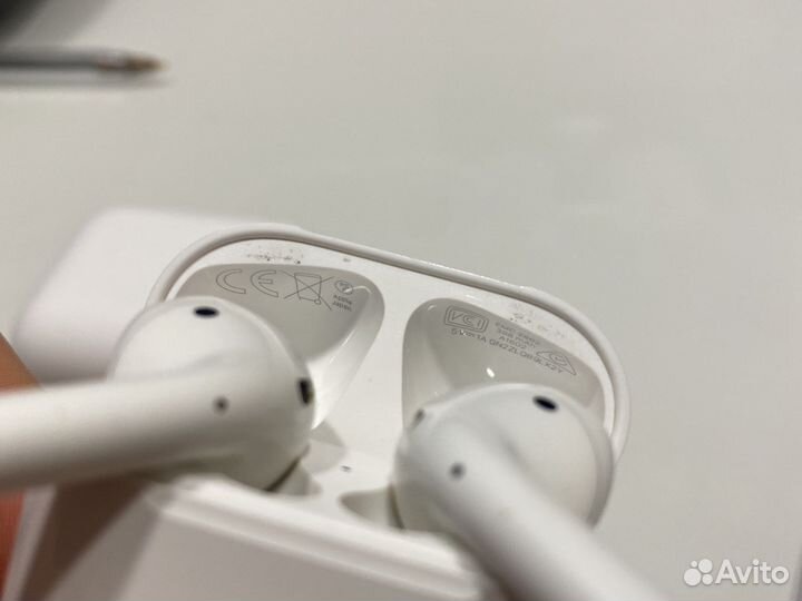 Airpods оригинал бу