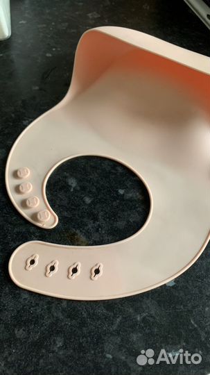 Силиконовый нагрудник