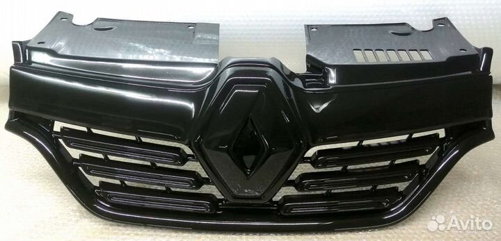 Решетка радиатора на Renault Logan 2 2018-2022