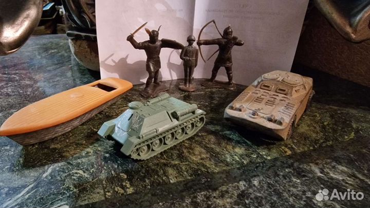 Ретро игрушки