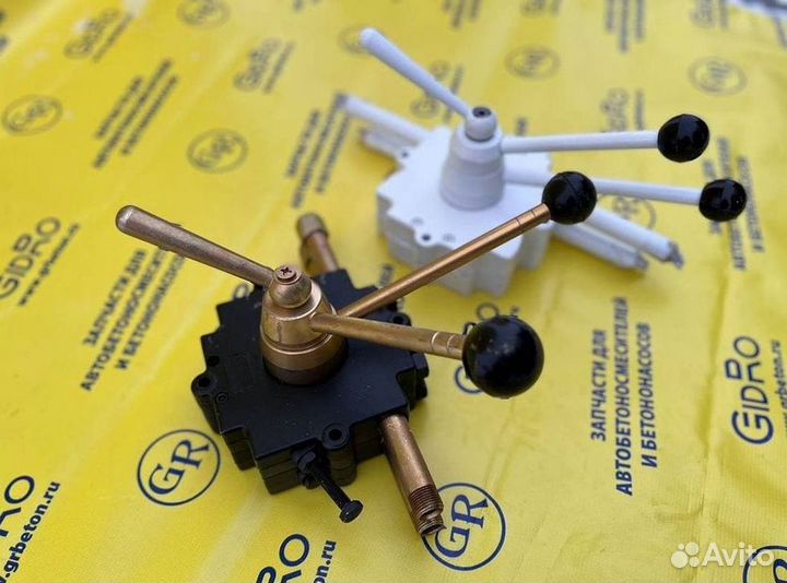 Блок управления двухрычажный