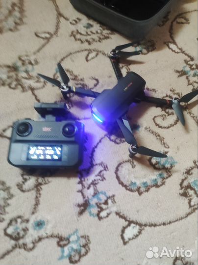 Квадрокоптер (складной дрон)