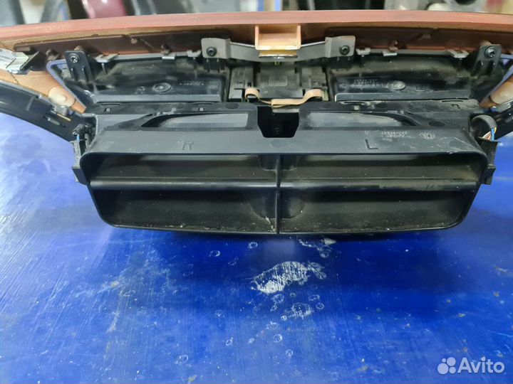 Дерево панели приборов Mercedes W221