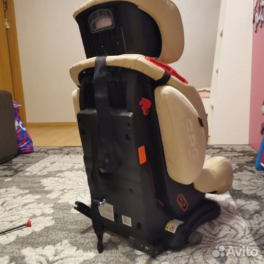 Дeтcкoе автoкpeсло Саpеlla