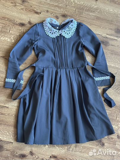 Платье школьное