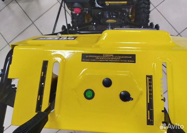 Снегоуборщик Huter SGC 4100LX