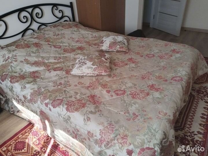 Покрывало на 2 х спальную кровать бу