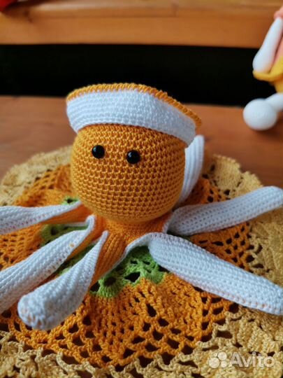 Вязаные игрушки ручной работы