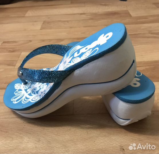 Шлепанцы женские