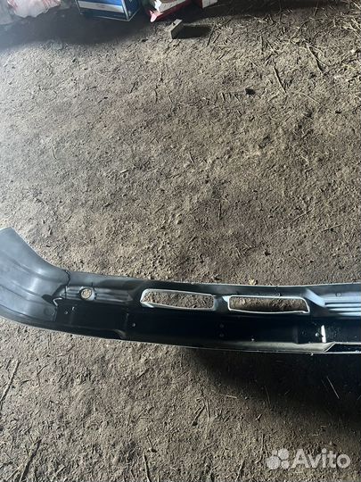 Бампер передний волга 31105