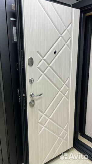 Дверь входная Агат А-2