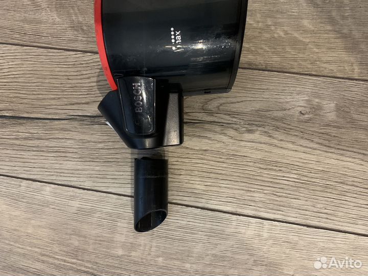 Вертикальный беспроводной пылесос Bosch