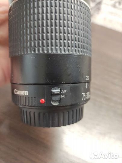 Объектив Canon Zoom Lens EF 75-300 mm