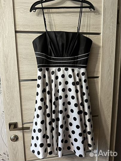 Платье в горошек 46