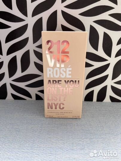 Духи женские Carolina Herrera 212 VIP Rose (Euro)