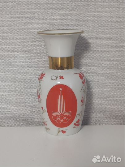 Фарфоровая ваза лфз Олимпиада-80