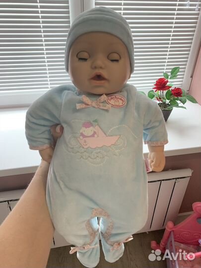 Кукла беби анабель