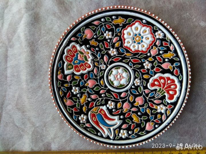 Тарелка настенная декоративная керамика крымскотат