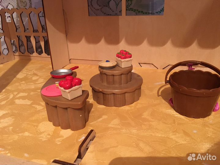 Мебель для домика Барби