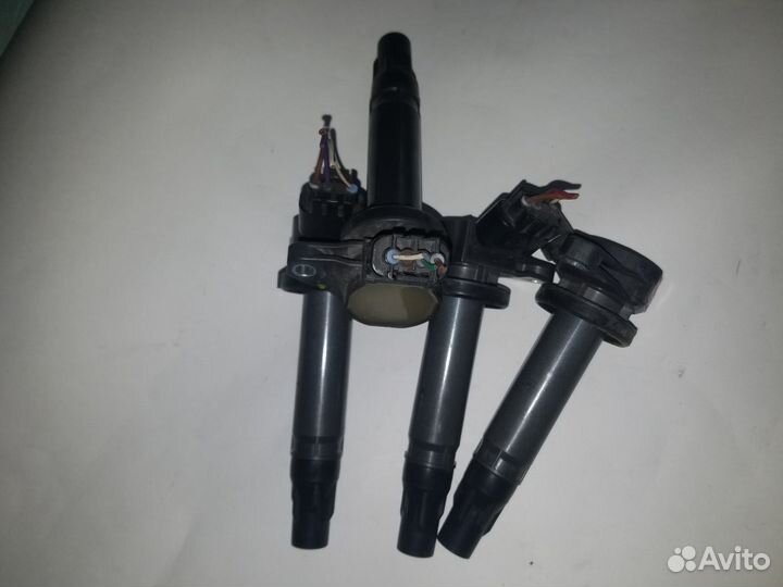 Катушка зажигания Toyota 19070-B1011