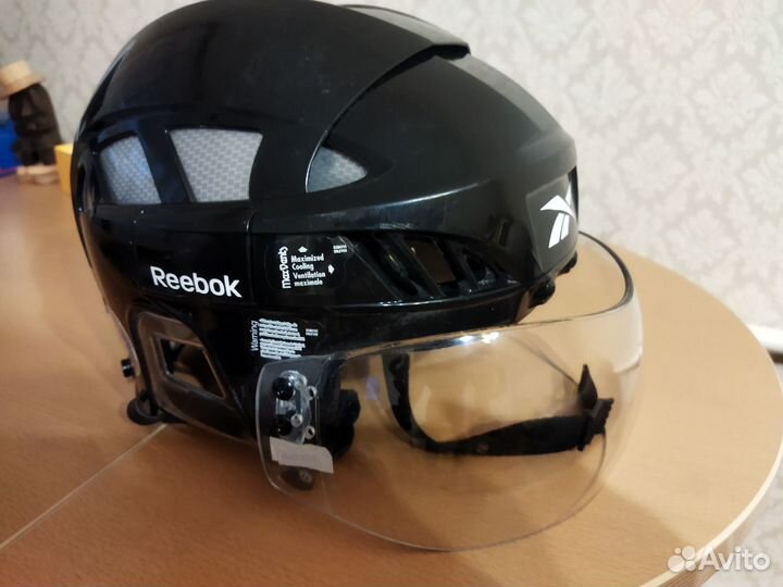 Шлем хоккейный reebok 6k