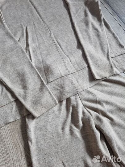 Пакет вещей на девушку 46 размер