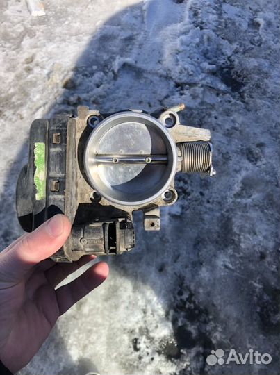 Дросельная заслонка mercedes 210. 2.8. 104. 945
