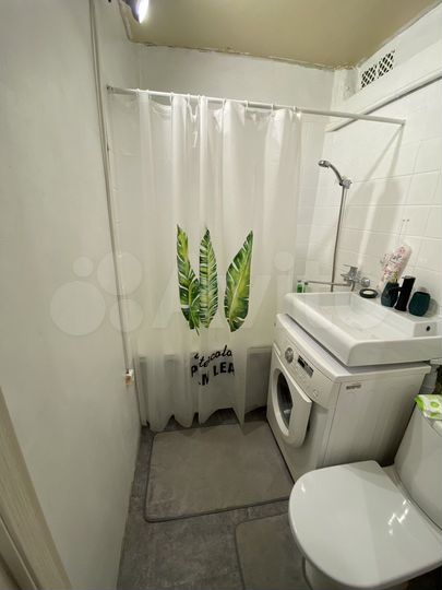 2-к. квартира, 42 м², 5/5 эт.