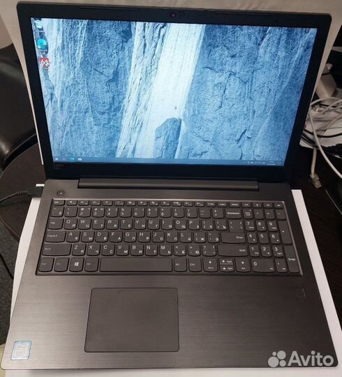 Ноутбук Lenovo V330-15IKB