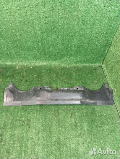 Решетка стеклооч. (планка под лобовое стекло) BMW