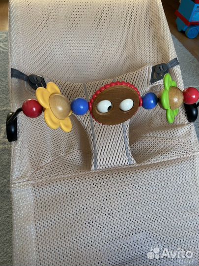 Шезлонг babybjorn mesh