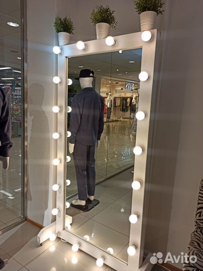 Гримерное зеркало