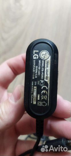 Зарядное устройство для телефона LG