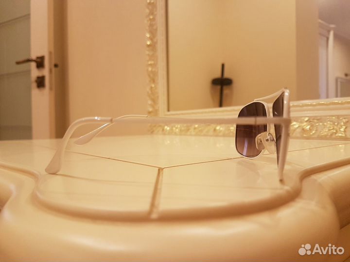 Очки солнечные