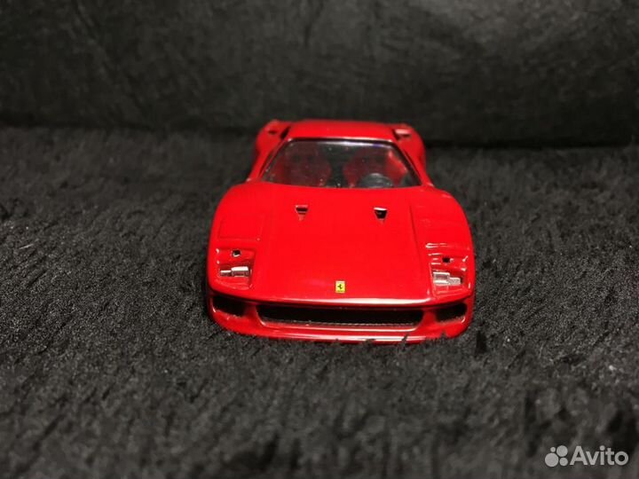 Модель Ferrari F40 1:43 на запчасти