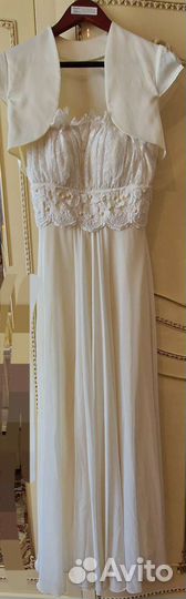 Длинное вечернее платье