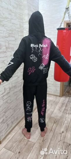 Спортивный костюм мужской