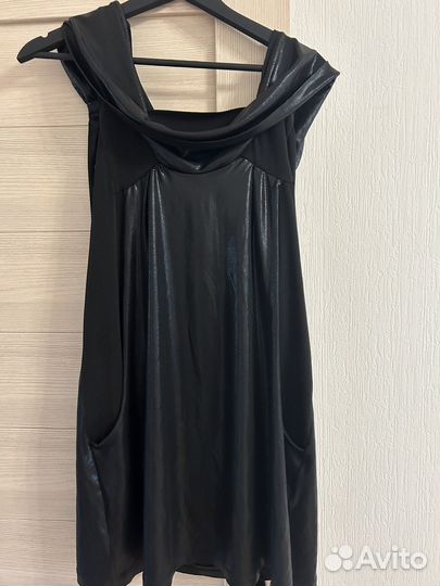 Вечернее черное платье