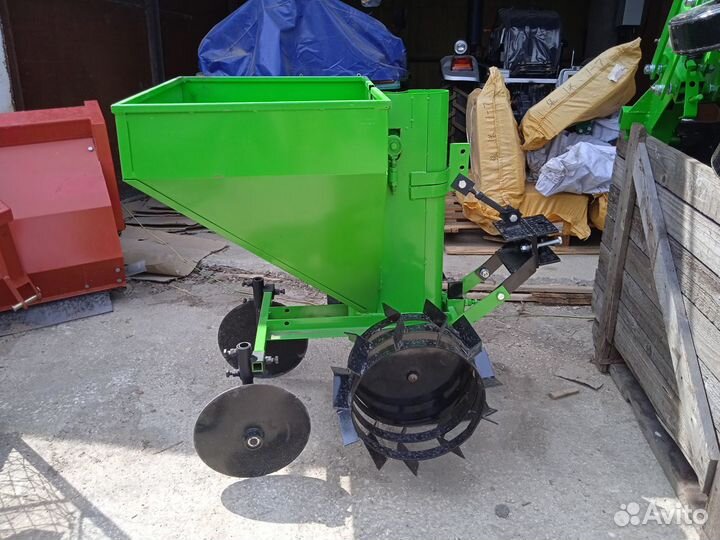 Картофелесажалка Kerland СТ118, 2022