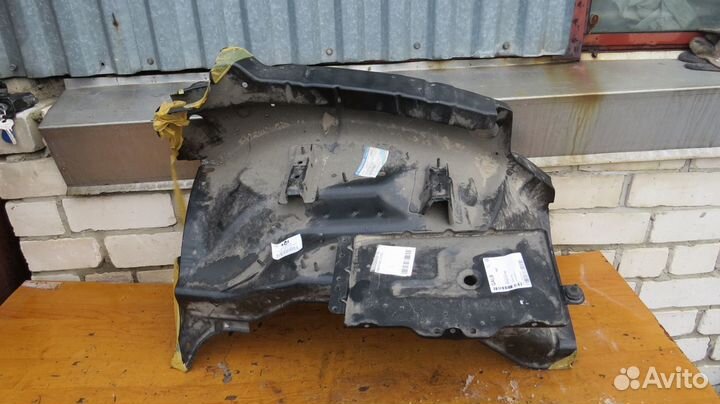 Брызговик левый Ssang Yong Actyon Sports