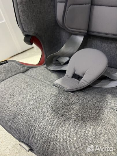 Автокресло britax romer advansafix 4