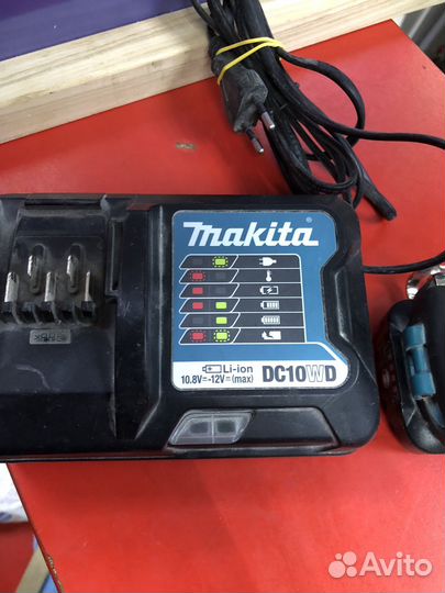 Шуруповерт Makita DF333D (2)