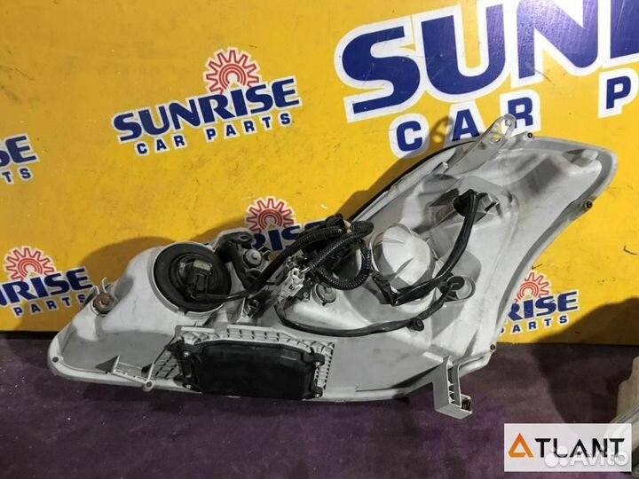 Фара toyota mark II wagon blit