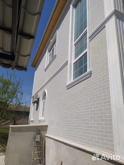 Декоративная отделка фасада