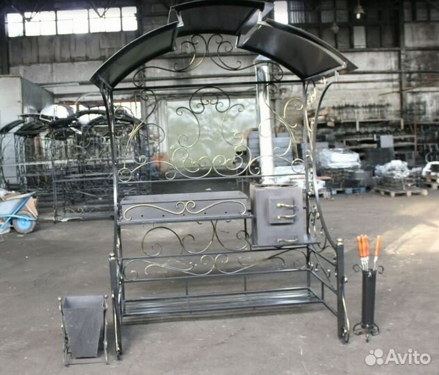 Мангал с печкой и крышей