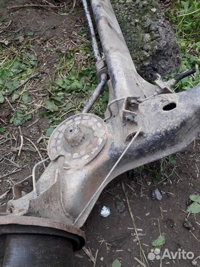 Задняя балка опель вектра А в сборе